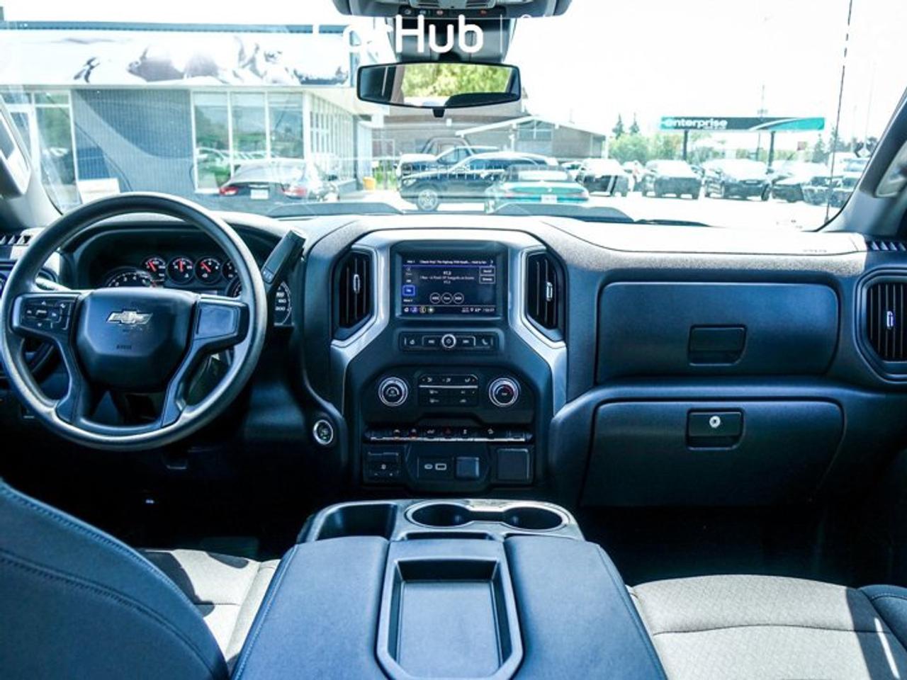 2024 Chevrolet Silverado 1500 Custom Trail Boss 4WD Crew Cab 157" 5.3L 6 Seater Photo