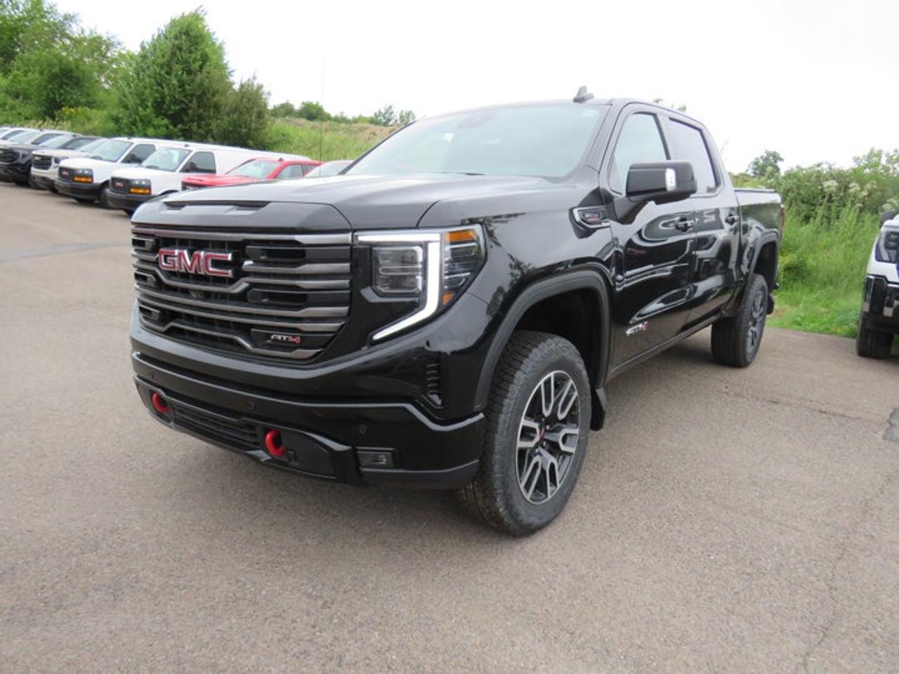 4WD Crew Cab 147 AT4, 10-Speed Automatic, Turbocharged Diesel I6 3.0L/183