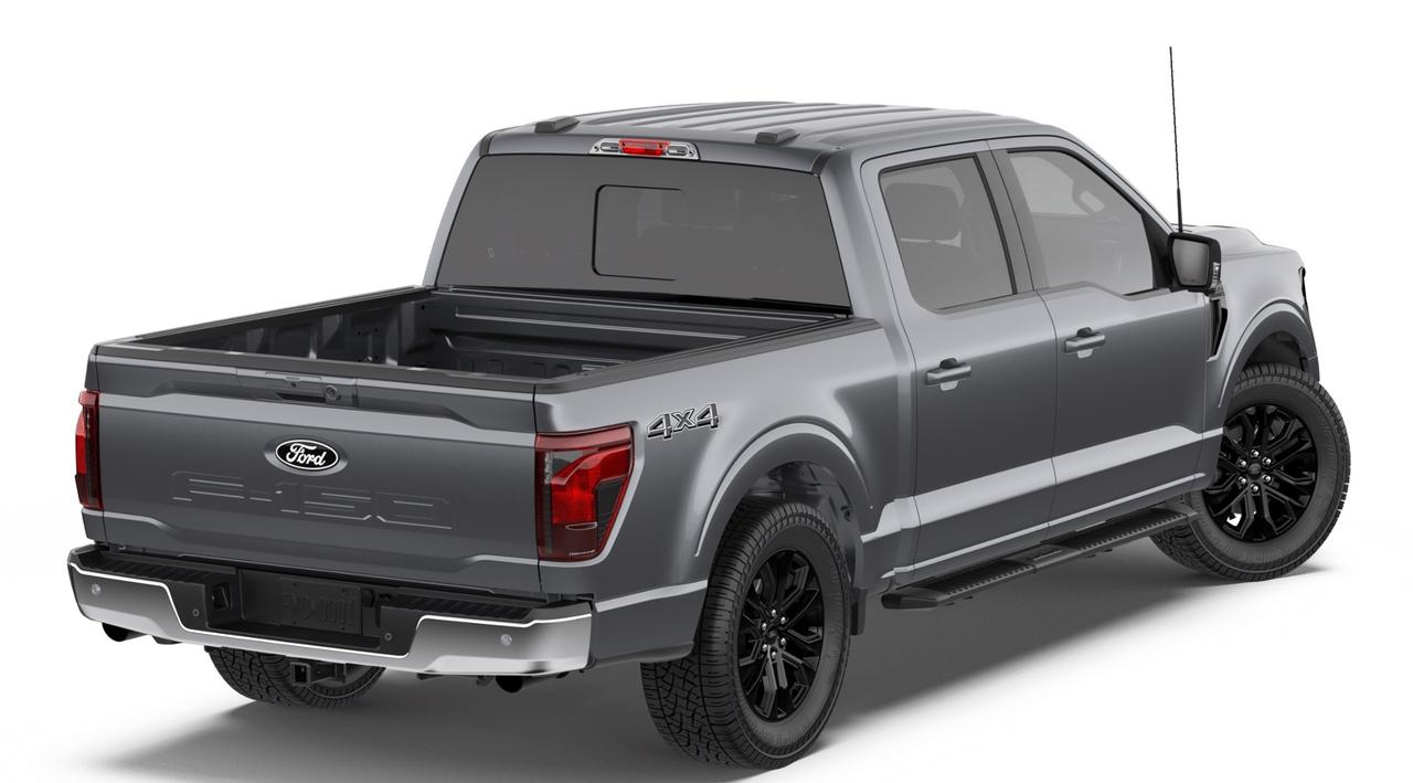 2026 Ford F-150 XLT Photo2
