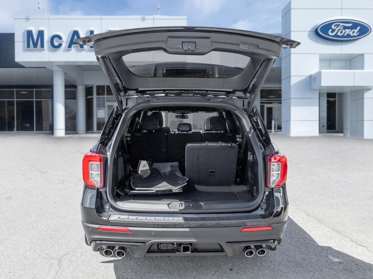 2021 Ford Explorer ST Photo