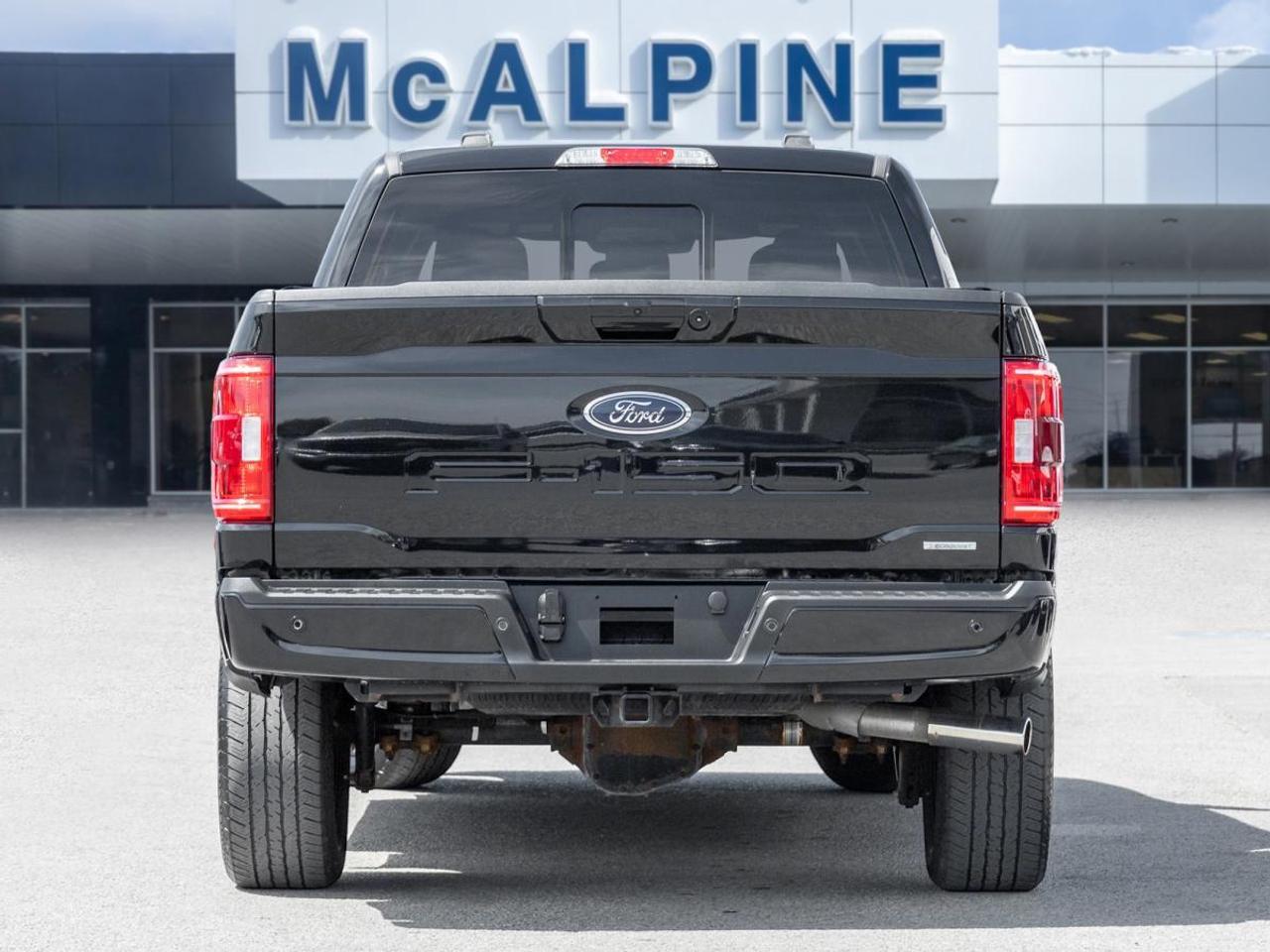 2022 Ford F-150 XLT Photo
