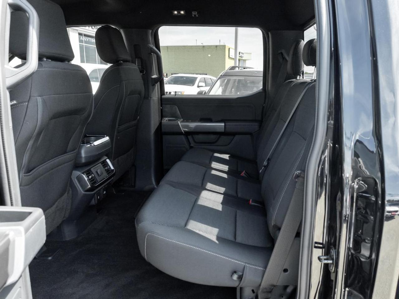 2022 Ford F-150 XLT Photo