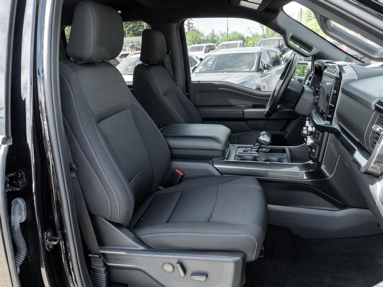 2022 Ford F-150 XLT Photo