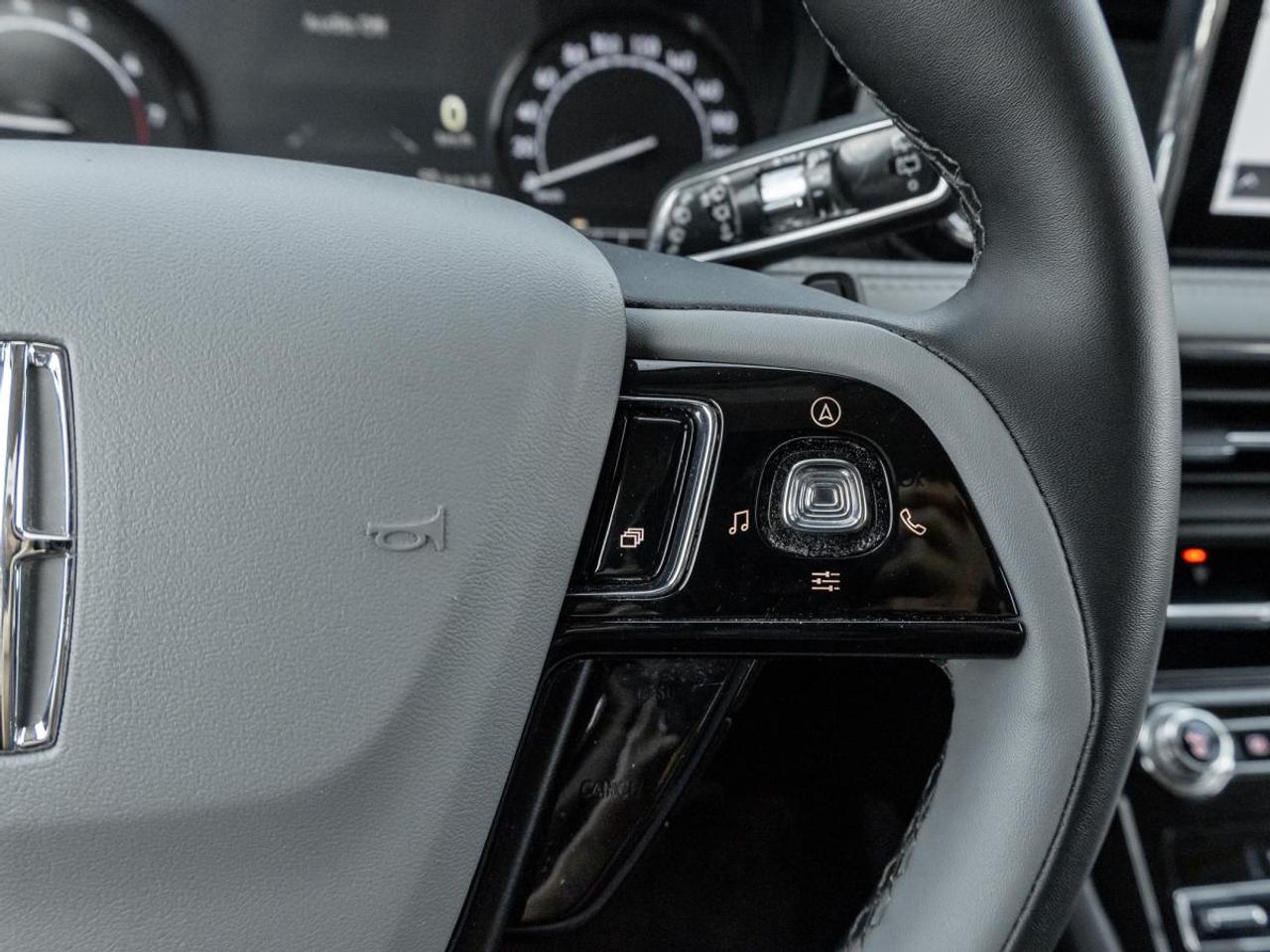 2022 Lincoln Corsair Standard Photo