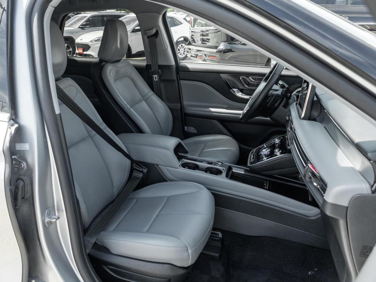 2022 Lincoln Corsair Standard Photo