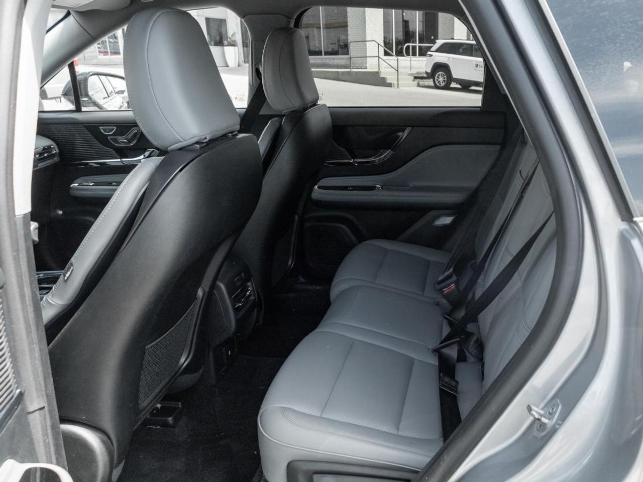2022 Lincoln Corsair Standard Photo