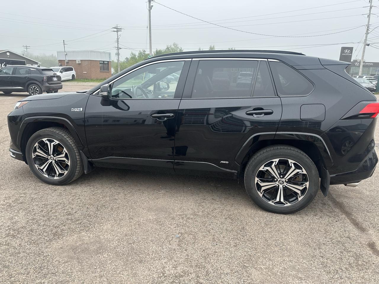 2022 Toyota RAV4 Plug-In Hybrid XSE AWD Photo1