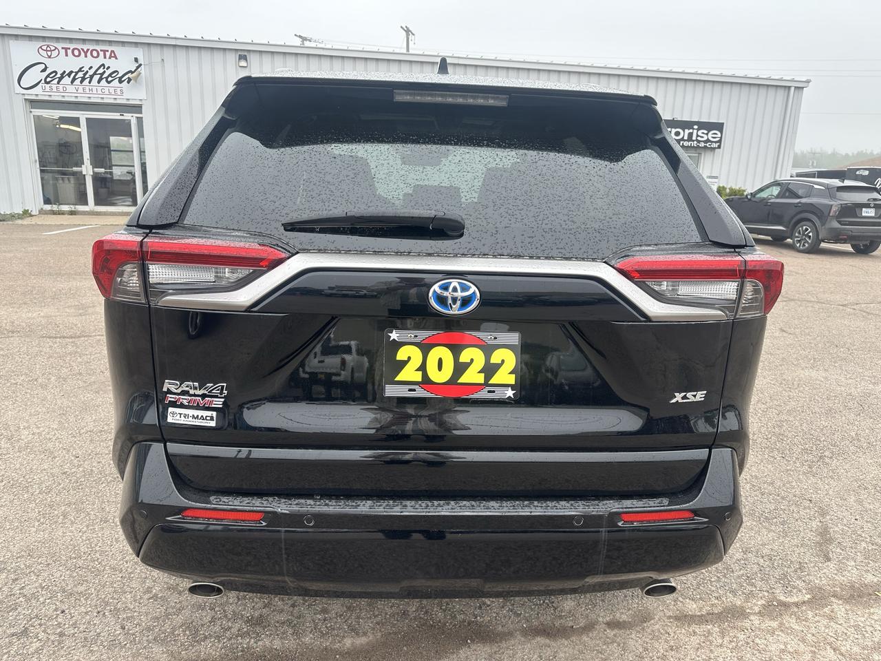 2022 Toyota RAV4 Plug-In Hybrid XSE AWD Photo3