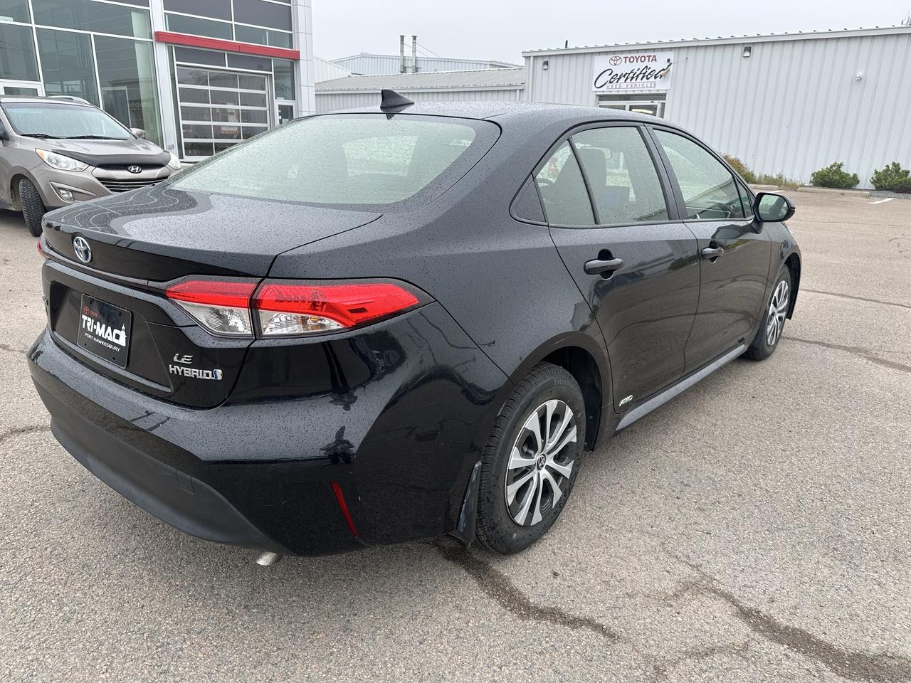 2024 Toyota Corolla Hybrid LE CVT AWD Photo4