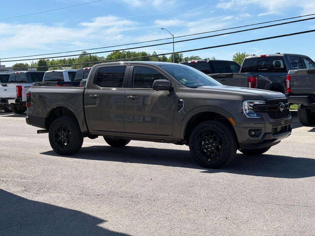 2026 Ford Ranger LARIAT 4WD SuperCrew 5' Box Photo4