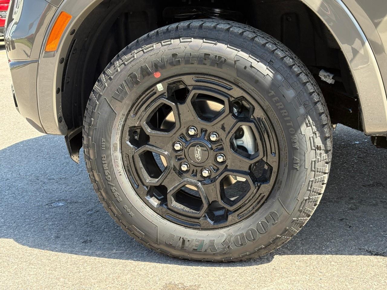 2026 Ford Ranger LARIAT 4WD SuperCrew 5' Box Photo