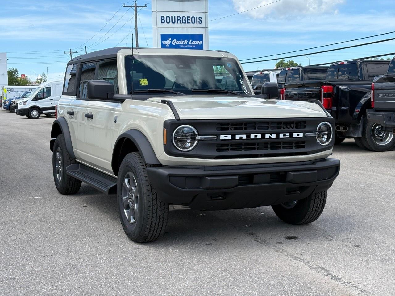 2026 Ford Bronco Big Bend 4 Door 4x4 Photo