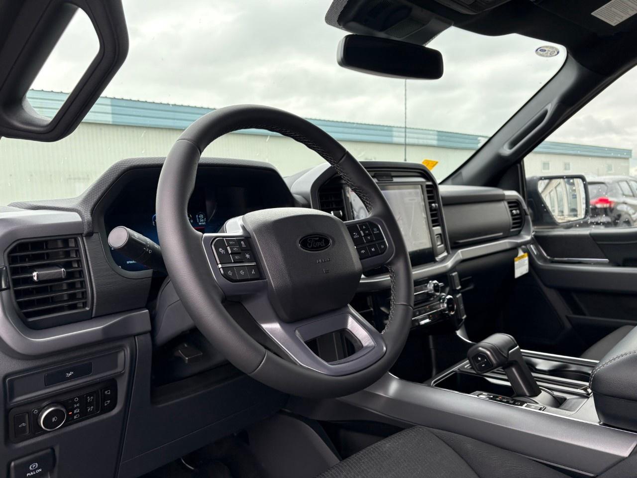2026 Ford F-150 XLT 4WD SuperCrew 5.5' Box Photo