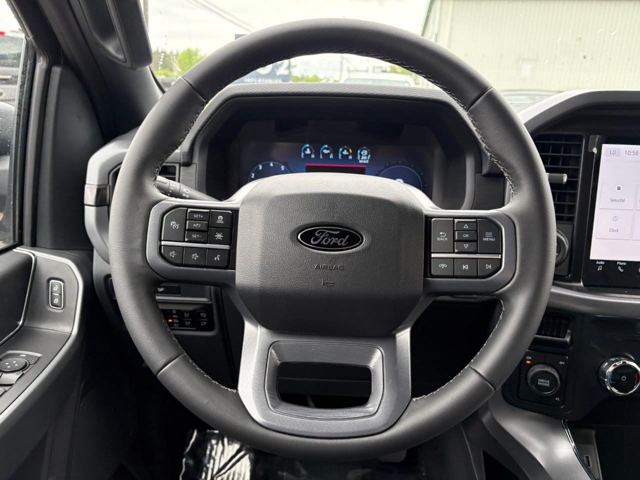 2026 Ford F-150 XLT 4WD SuperCrew 5.5' Box Photo