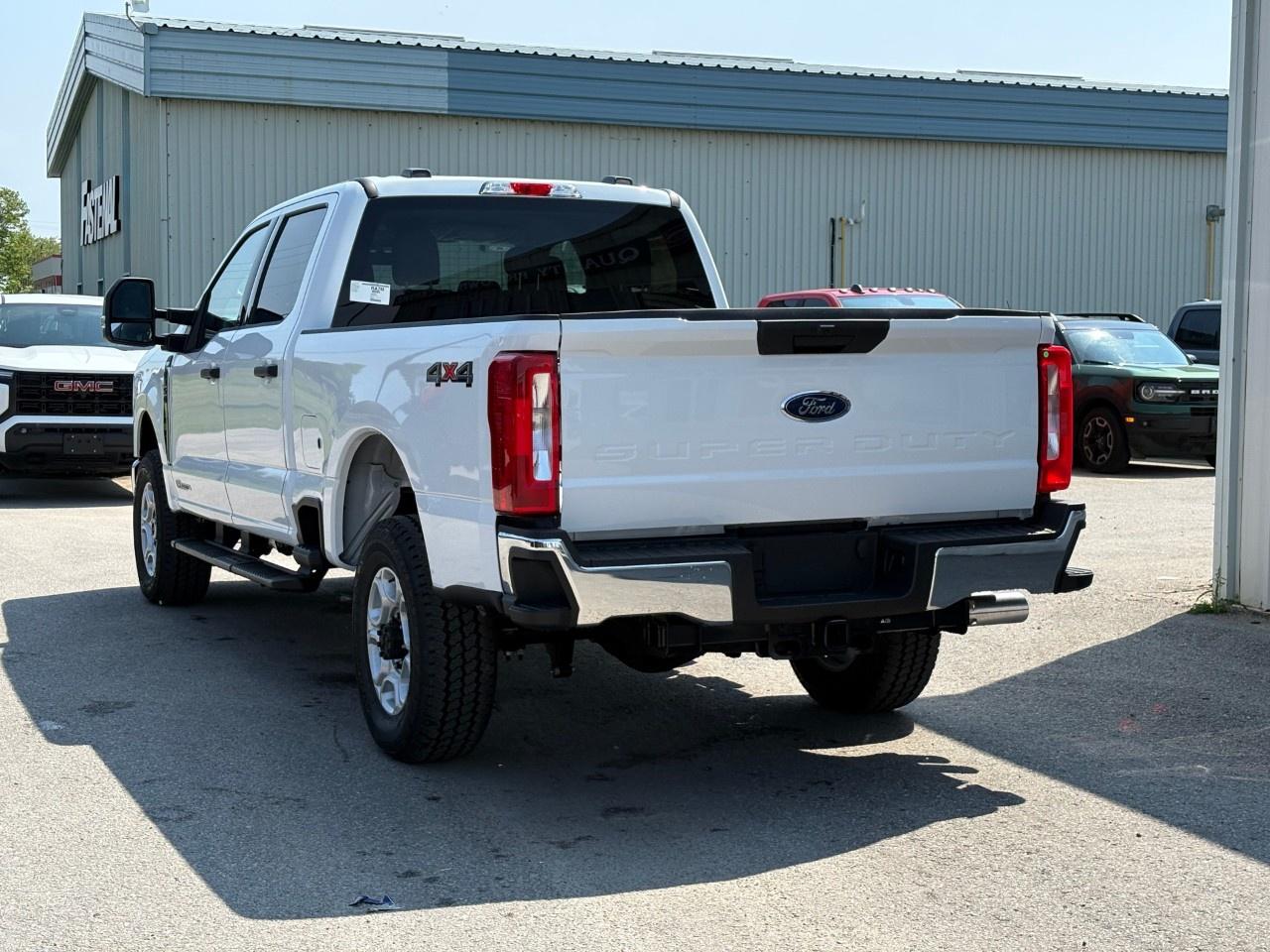 2026 Ford F-350 Super Duty SRW XLT 4WD CREW CAB 6.75' BOX Photo