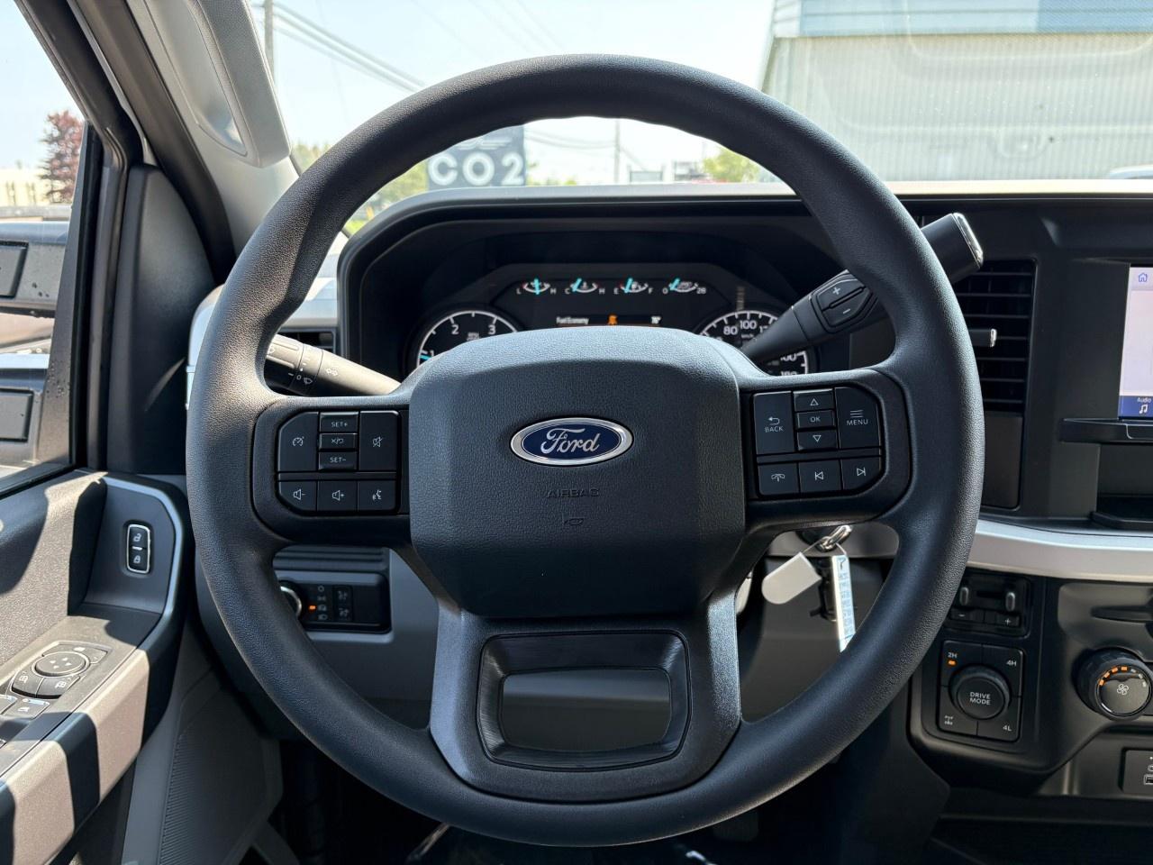 2026 Ford F-350 Super Duty SRW XLT 4WD CREW CAB 6.75' BOX Photo