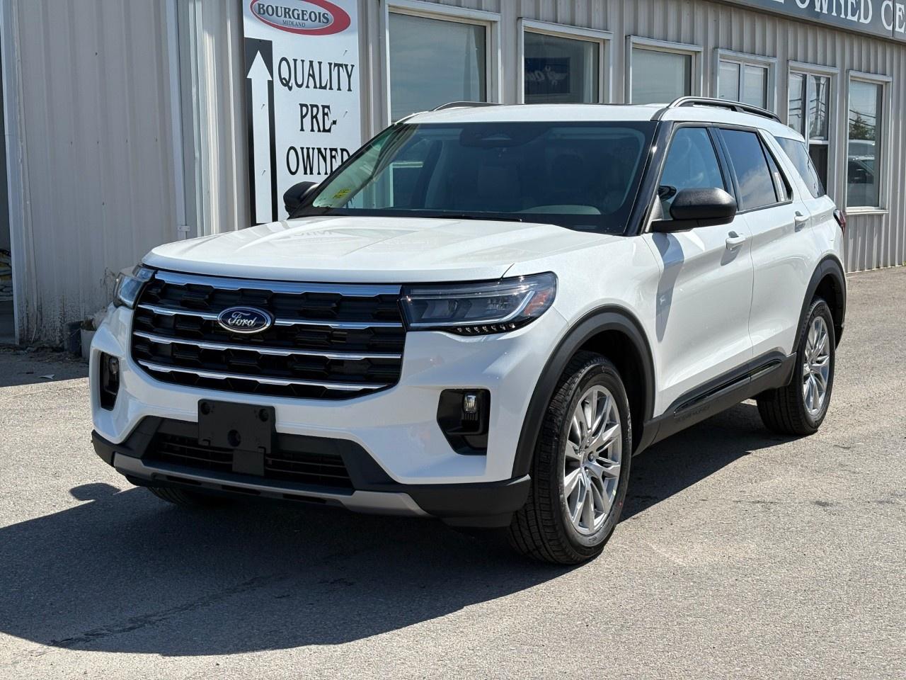 2026 Ford Explorer Active w/200A Pkg 4WD Photo