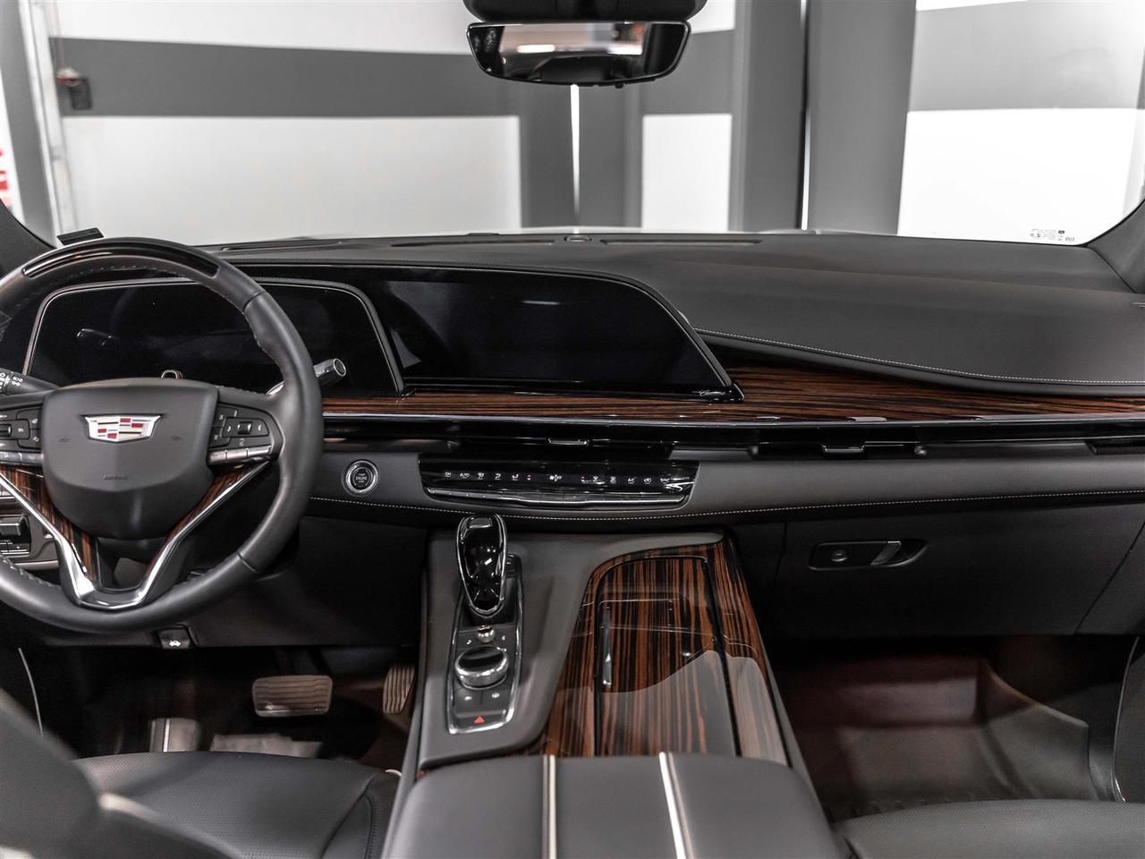 2023 Cadillac Escalade Premium Luxury|Super Cruise|Technology Package|7 Passenger Photo