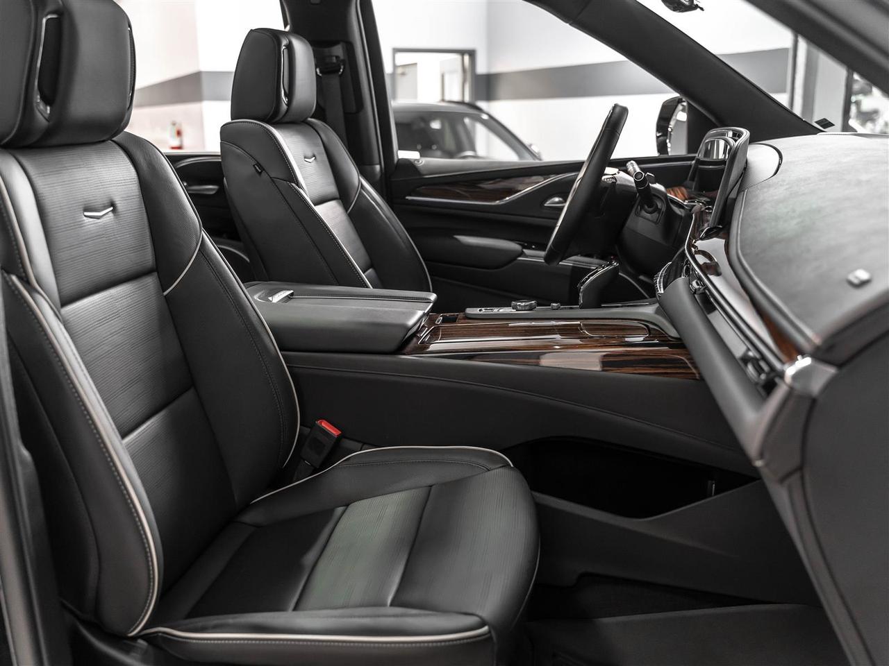 2023 Cadillac Escalade Premium Luxury|Super Cruise|Technology Package|7 Passenger Photo