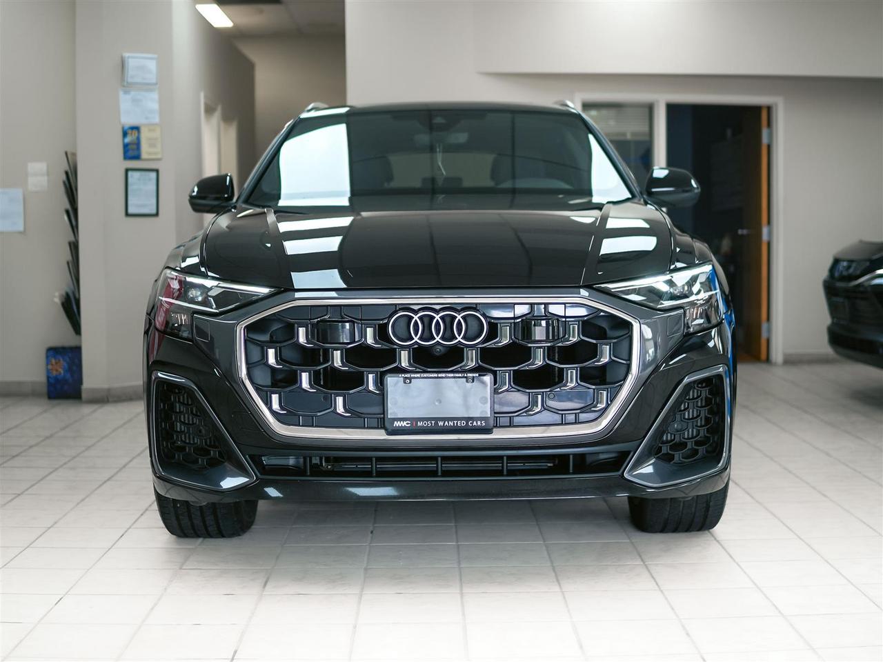 2025 Audi Q8 PROGRESSIV | AWD | NO ACCIDENTS | PANO ROOF Photo