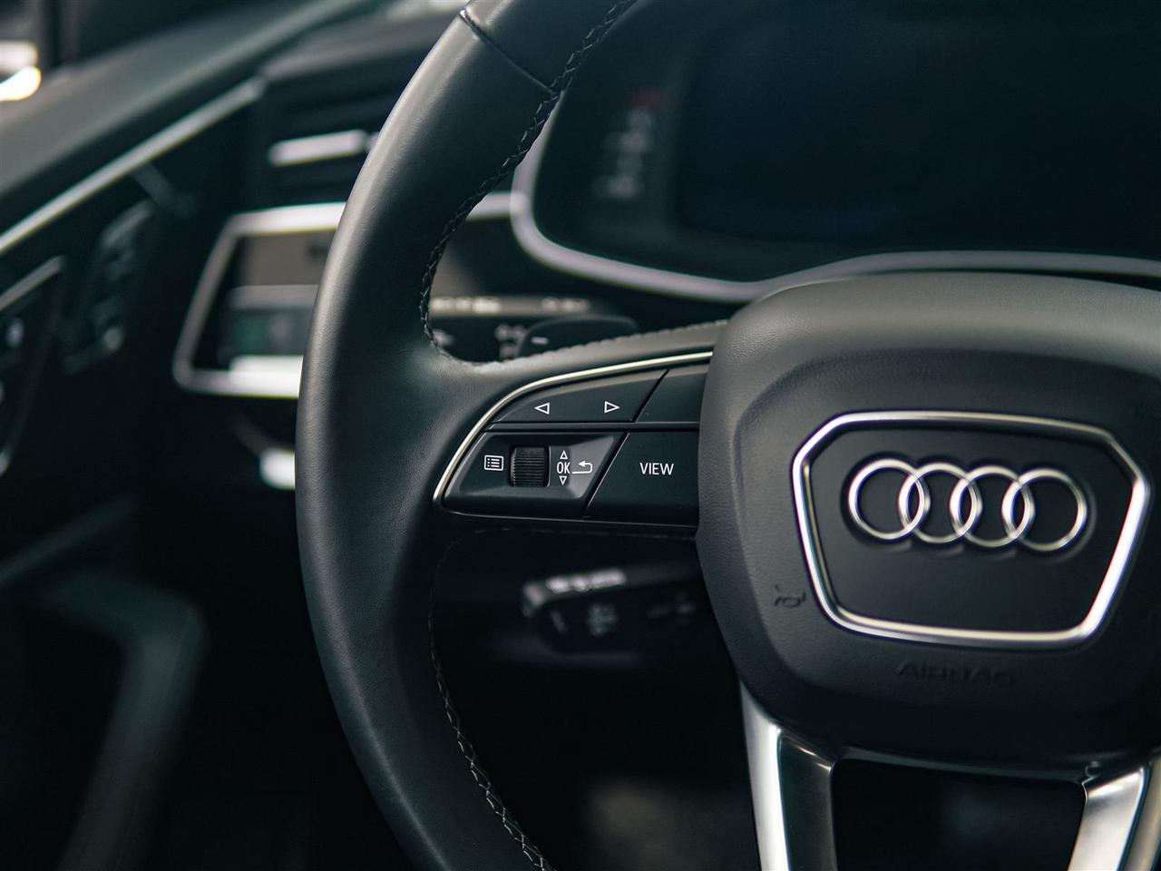 2025 Audi Q8 PROGRESSIV | AWD | NO ACCIDENTS | PANO ROOF Photo
