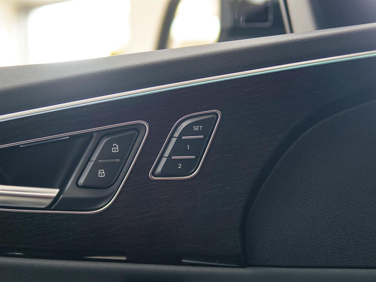2025 Audi Q8 PROGRESSIV | AWD | NO ACCIDENTS | PANO ROOF Photo