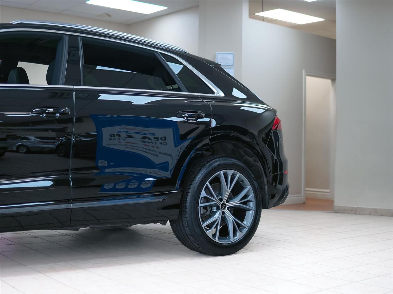 2025 Audi Q8 PROGRESSIV | AWD | NO ACCIDENTS | PANO ROOF Photo