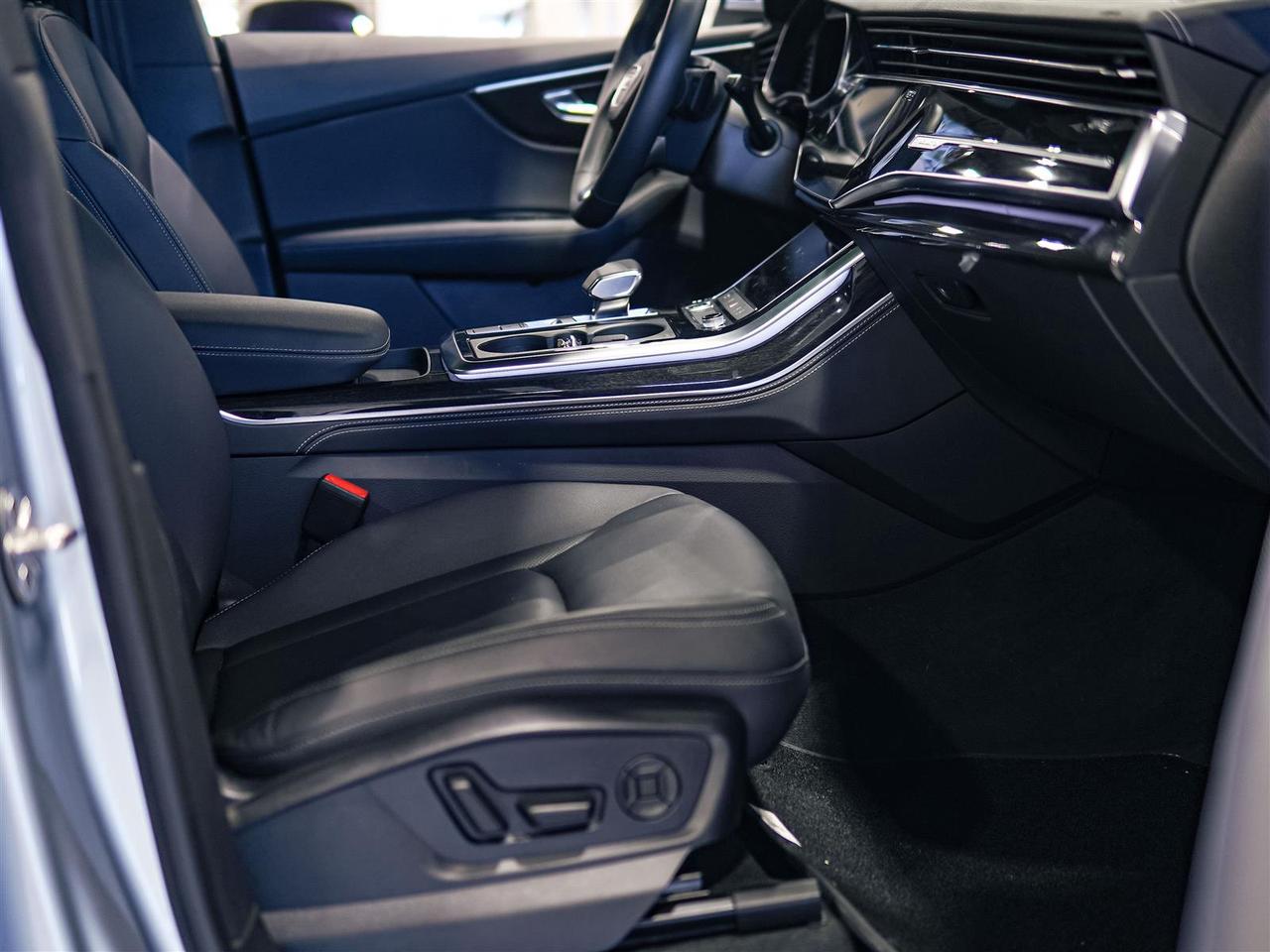 2025 Audi Q8 PROGRESSIV | AWD | NO ACCIDENTS | PANO ROOF Photo