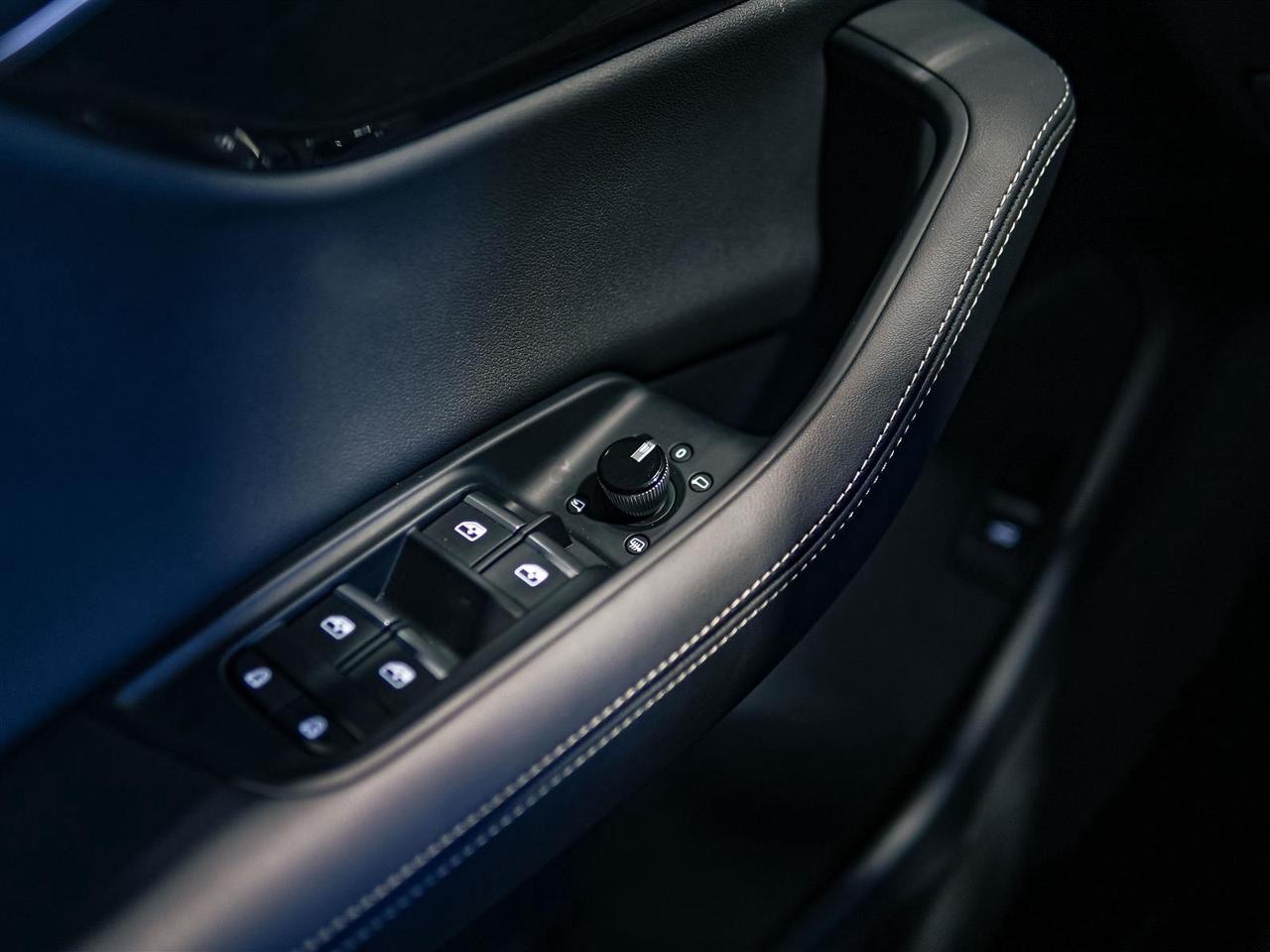 2025 Audi Q8 PROGRESSIV | AWD | NO ACCIDENTS | PANO ROOF Photo