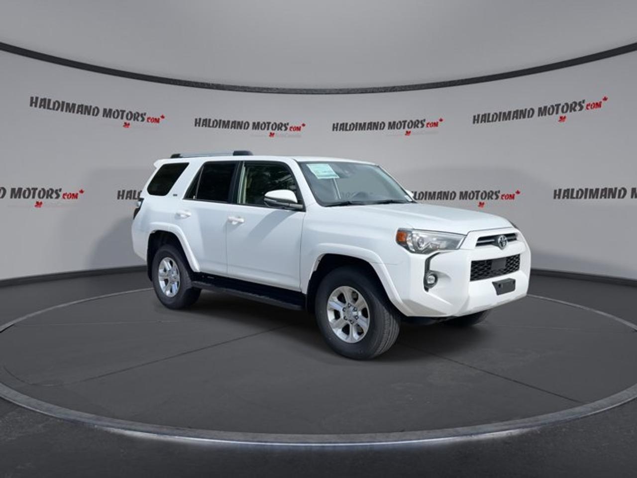 2024 Toyota 4Runner SR5 4WD | No Accidents | Leather Seats | Sunroof Photo