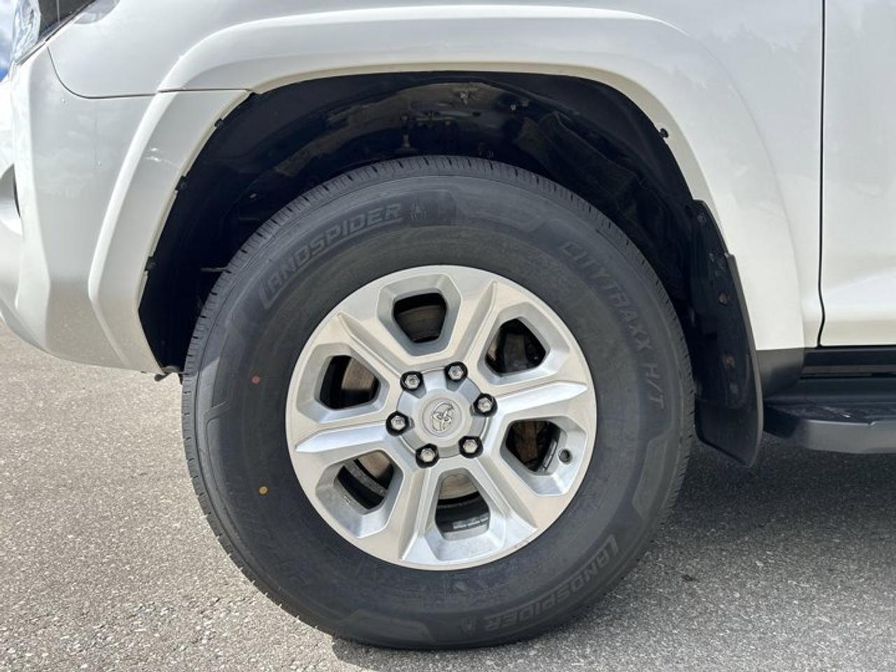 2024 Toyota 4Runner SR5 4WD | No Accidents | Leather Seats | Sunroof Photo