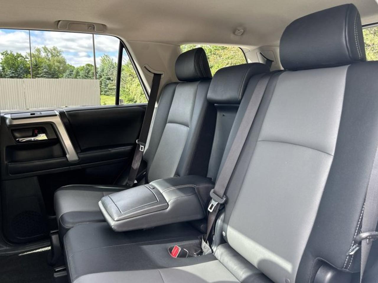 2024 Toyota 4Runner SR5 4WD | No Accidents | Leather Seats | Sunroof Photo