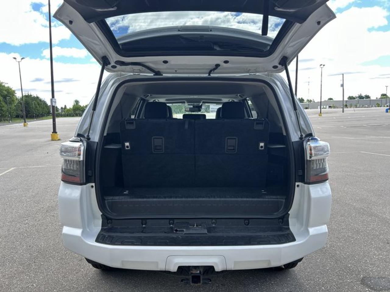 2024 Toyota 4Runner SR5 4WD | No Accidents | Leather Seats | Sunroof Photo