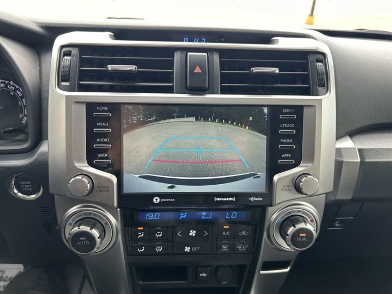 2024 Toyota 4Runner SR5 4WD | No Accidents | Leather Seats | Sunroof Photo