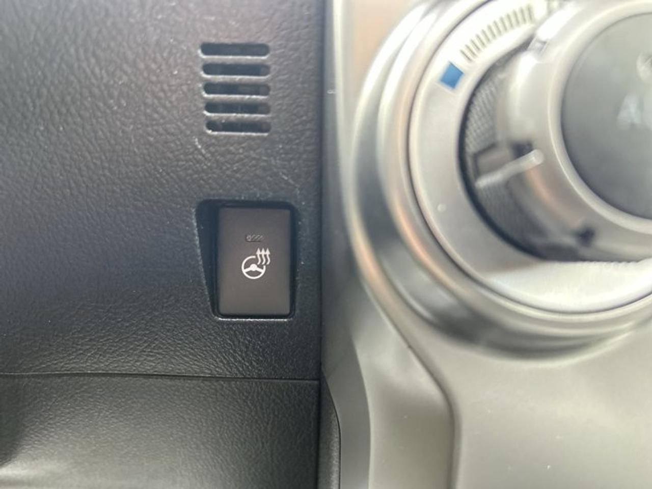 2024 Toyota 4Runner SR5 4WD | No Accidents | Leather Seats | Sunroof Photo