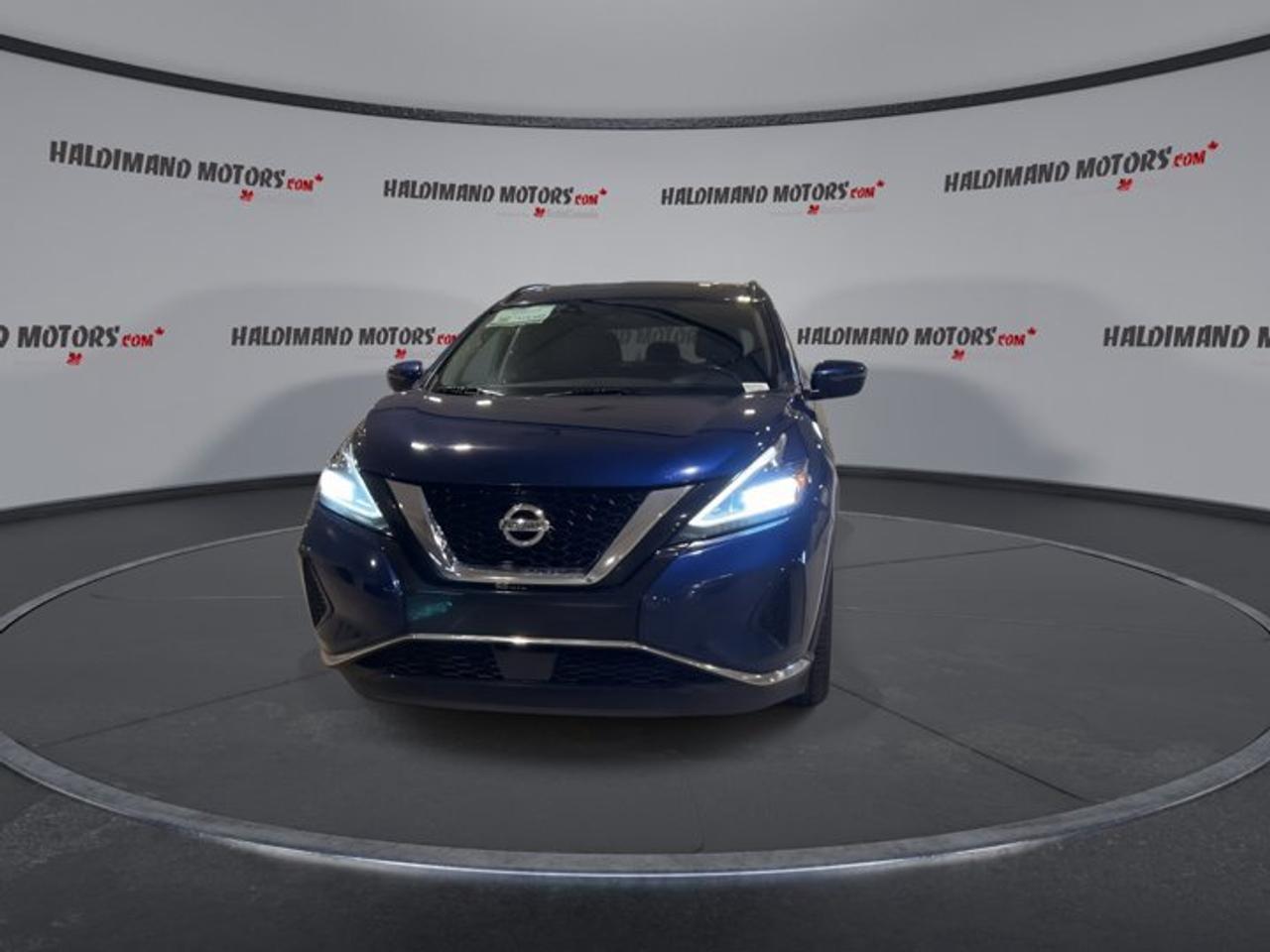 2019 Nissan Murano SV AWD | No Accidents | Heated Steering Photo2