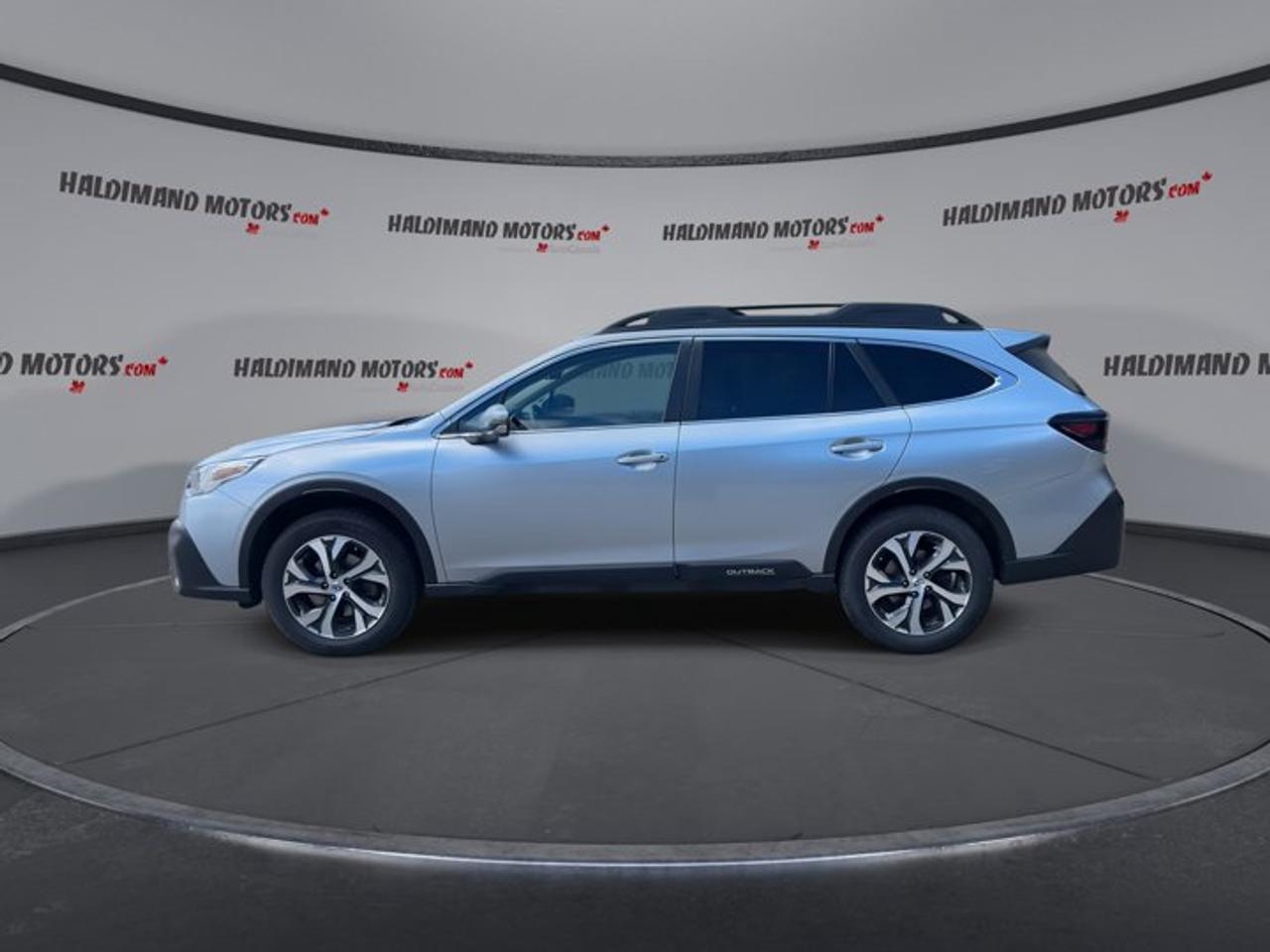 2022 Subaru Outback Limited 4WD | One Owner | No Accidents | Leather Seats Photo