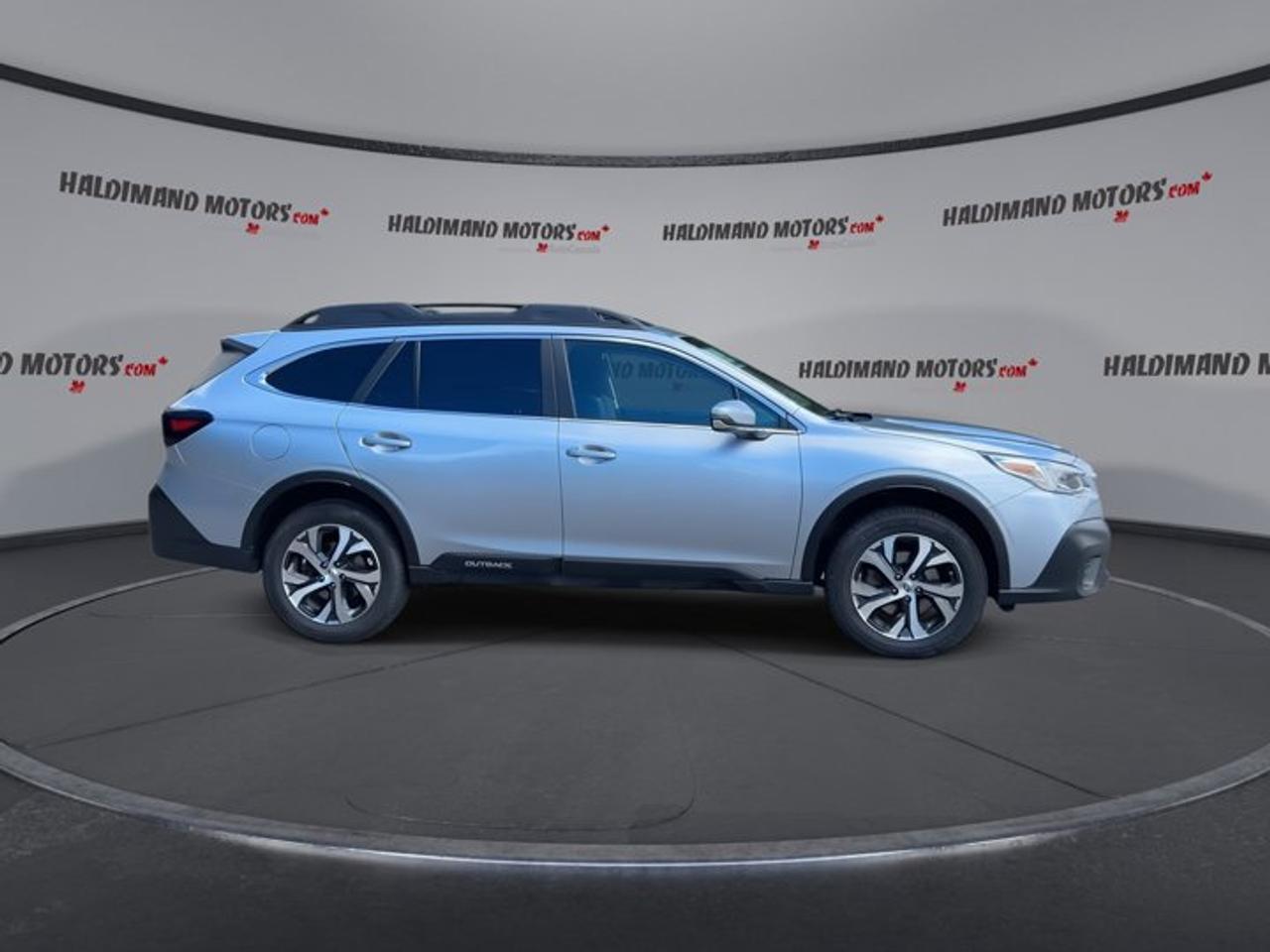 2022 Subaru Outback Limited 4WD | One Owner | No Accidents | Leather Seats Photo