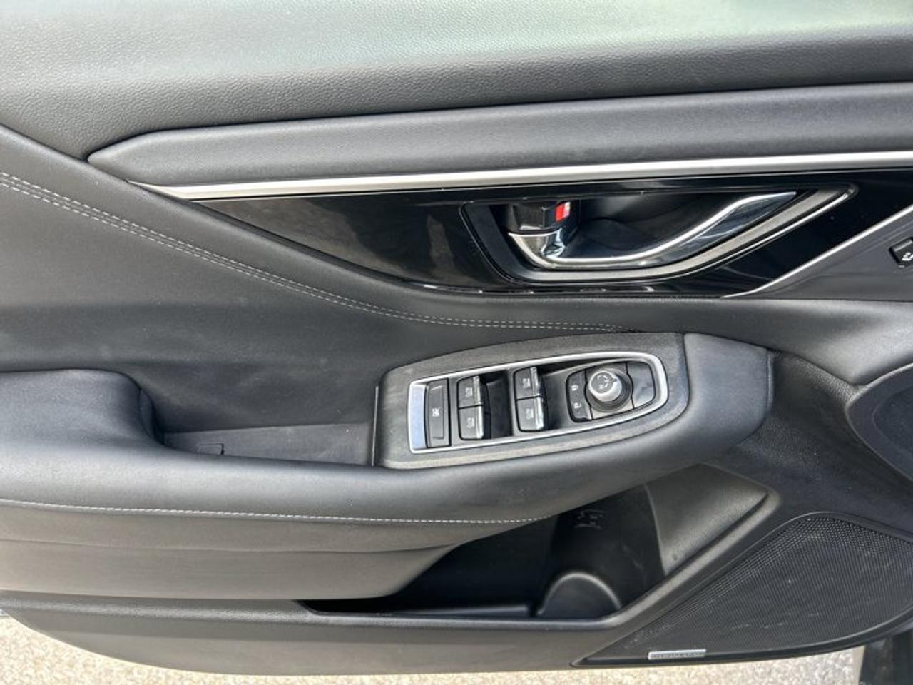 2022 Subaru Outback Limited 4WD | One Owner | No Accidents | Leather Seats Photo