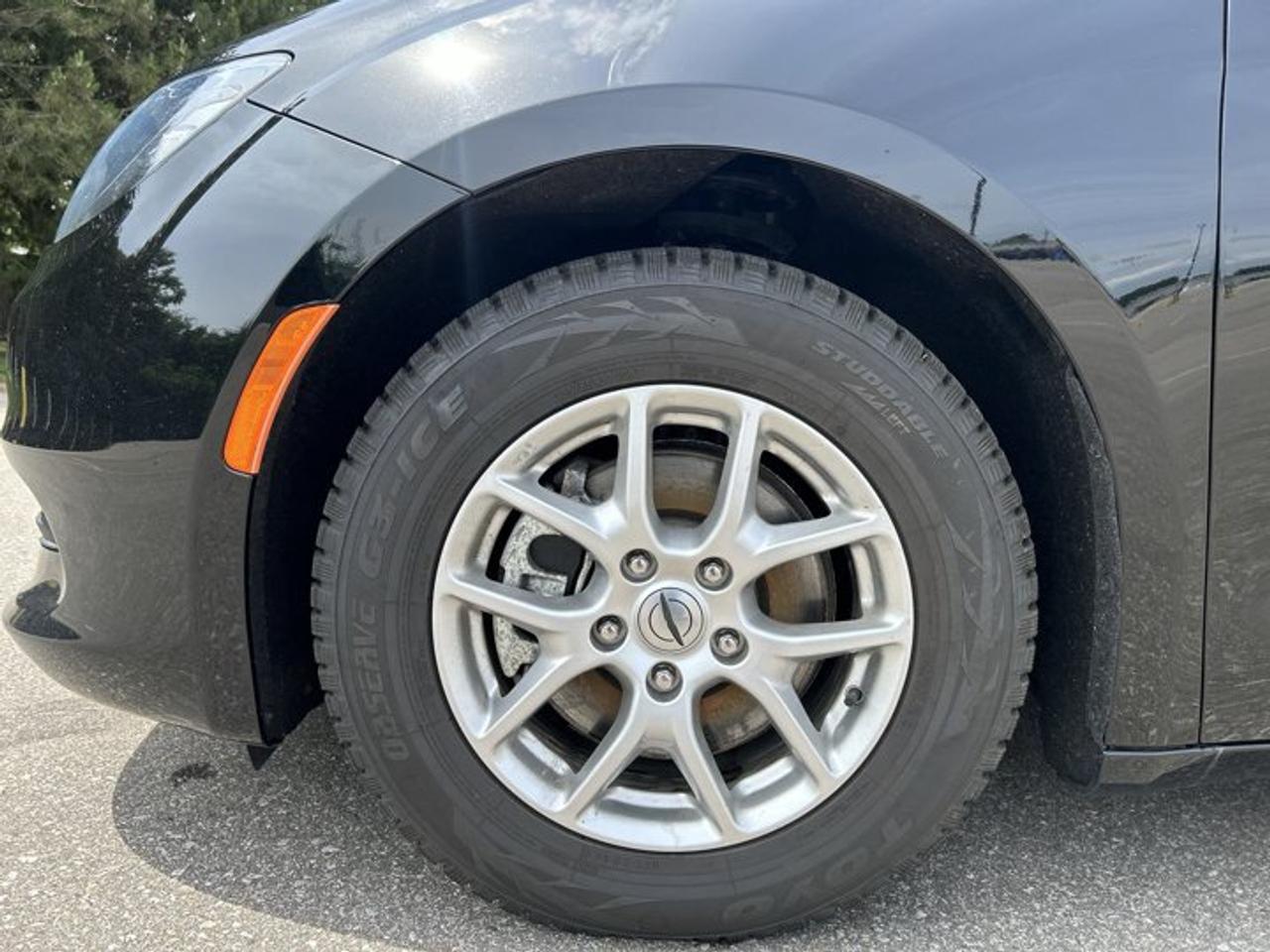 2024 Dodge Grand Caravan SXT 2WD | No Accidents Photo