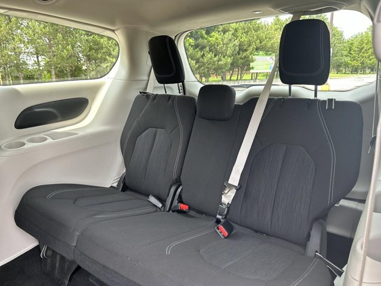 2024 Dodge Grand Caravan SXT 2WD | No Accidents Photo