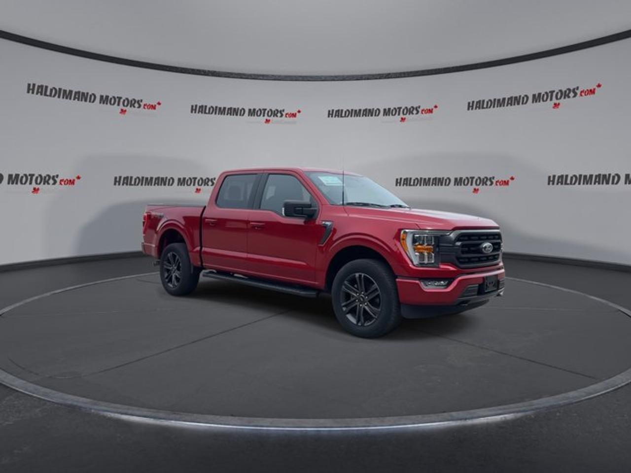 2022 Ford F-150 XLT SuperCrew 5.5' Box 4WD | One Owner | No Accidents Photo