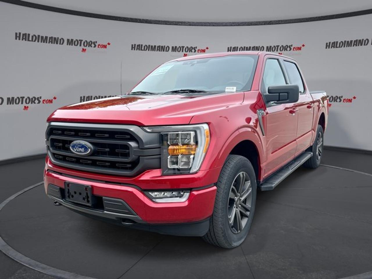 2022 Ford F-150 XLT SuperCrew 5.5' Box 4WD | One Owner | No Accidents Photo