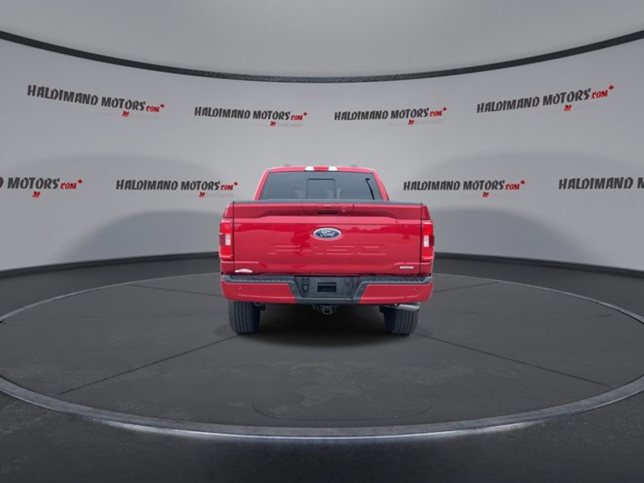 2022 Ford F-150 XLT SuperCrew 5.5' Box 4WD | One Owner | No Accidents Photo