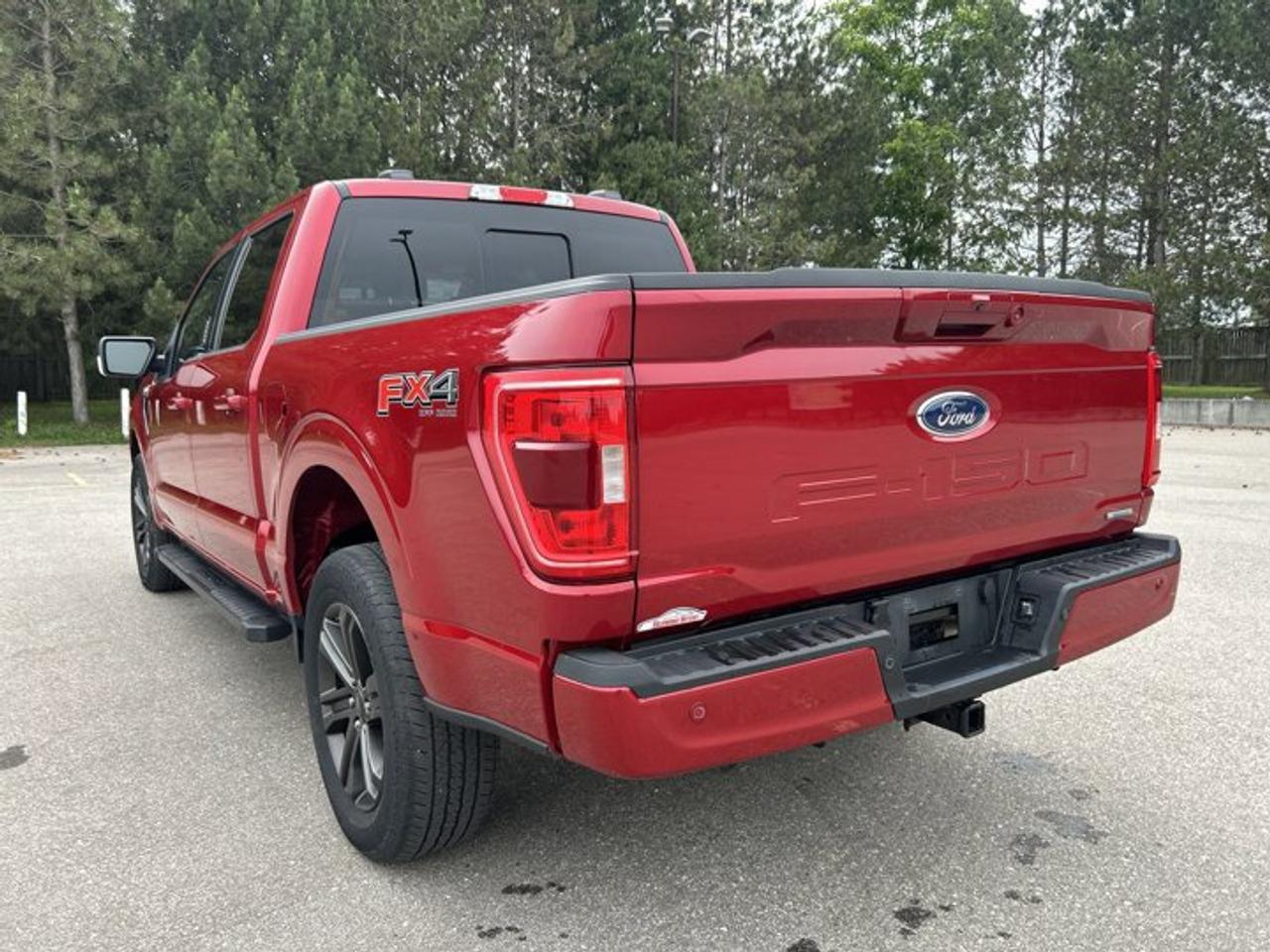 2022 Ford F-150 XLT SuperCrew 5.5' Box 4WD | One Owner | No Accidents Photo