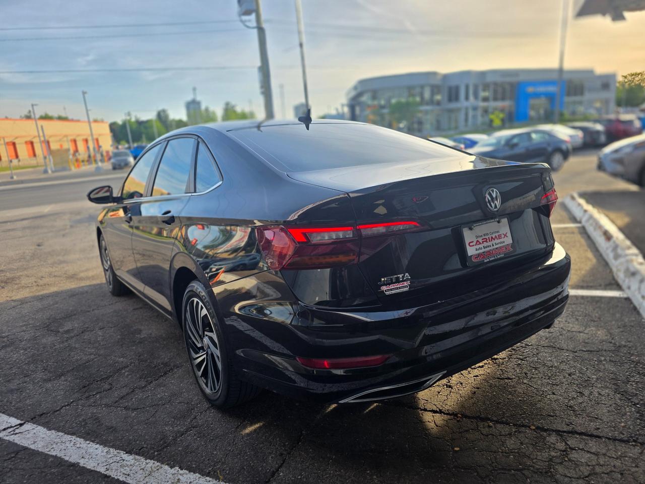2019 Volkswagen Jetta 1.4 TSI Execline RARE MANUAL | NAVI | Beats Audio | BSM Photo2