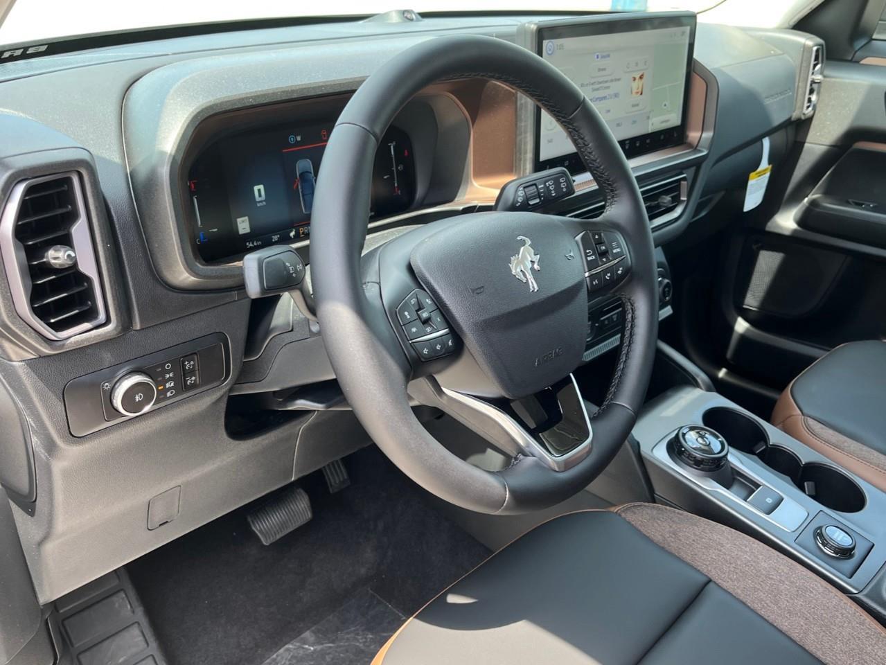 2026 Ford Bronco Sport Outer Banks Photo