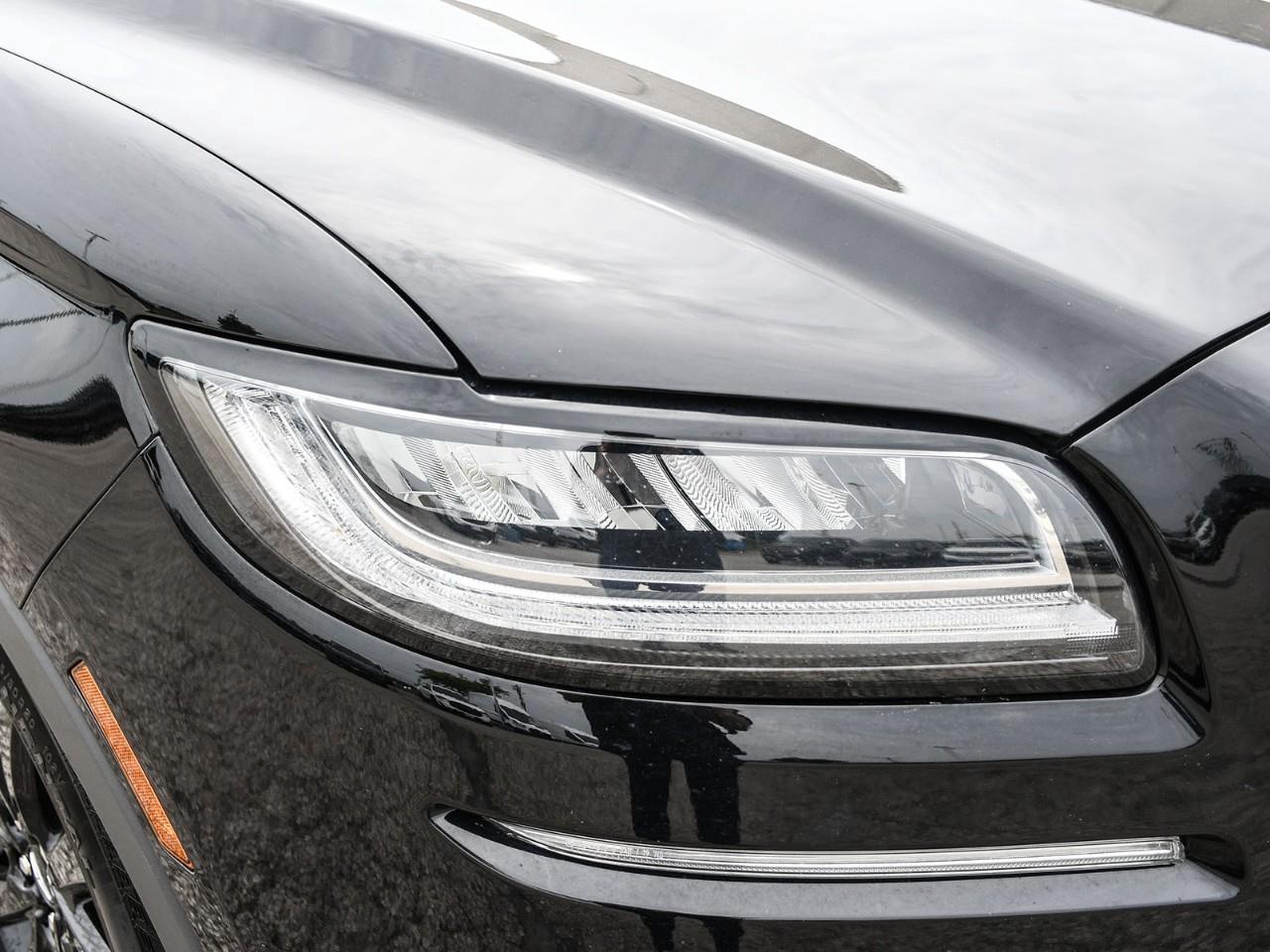 2022 Lincoln Nautilus Reserve NAV | SUNROOF | HTD SEATS | REMOTE START Photo