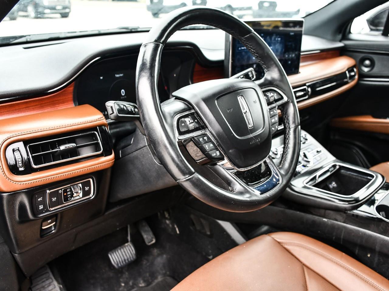 2022 Lincoln Nautilus Reserve NAV | SUNROOF | HTD SEATS | REMOTE START Photo