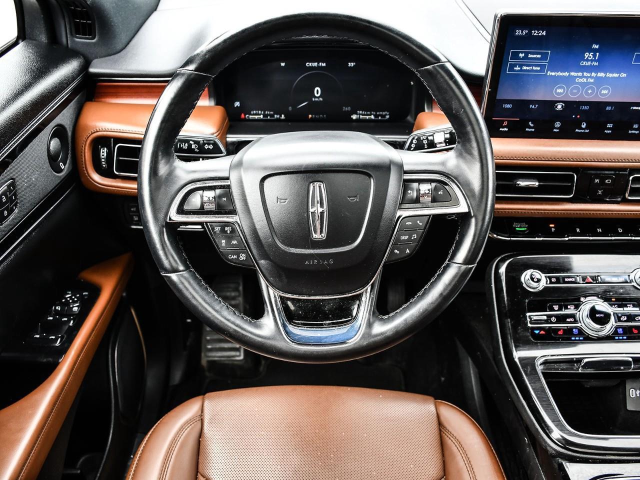 2022 Lincoln Nautilus Reserve NAV | SUNROOF | HTD SEATS | REMOTE START Photo